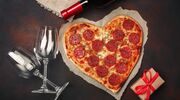 Illustratie voor: Toni Loco verkoopt hartjespizza speciaal voor jouw Valentijn