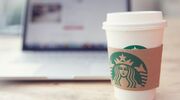 Illustratie voor: Bij deze locaties kun je jouw favoriete Starbucks drankje afhalen