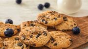 Illustratie voor: YUM! Zo maak je Blueberry Cream Cheese Cookies