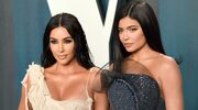 Illustratie voor: Dit is het haarproduct dat Kim Kardashian en Kylie Jenner dragen
