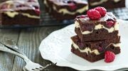 Illustratie voor: Zo maak je raspberry cheesecake brownies