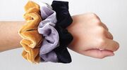 Illustratie voor: Dit zijn de fijnste scrunchies onder de 10 euro
