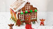 Illustratie voor: Dit is hoe je het perfecte peperkoeken huisje maakt deze kerst