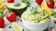 Illustratie voor: Holy guacamoly: dit is het recept voor de perfecte guacamole