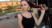Illustratie voor: VIDEO: dit is de nieuwe clip van het ‘cash me outside how bout dah’ meisje