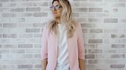 Illustratie voor: Trendalert: de gekleurde blazers zijn in (en hier shop je ze)