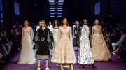 Illustratie voor: VIDEO: Modellen vallen op de catwalk