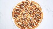 Illustratie voor: Smullen: Domino’s komt met pizza met curryworst speciaal smaak