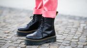 Illustratie voor: Zo voorkom je blaren tijdens het inlopen van je Dr. Martens