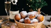 Illustratie voor: OMG, yes: deze chocolate chip oliebollen met salted caramel zijn perfect voor NYE