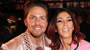 Illustratie voor: OMG: is André Hazes getrouwd in Vegas?! En Rachel Hazes is not amused