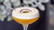 white-chocolate-passionfruit-martini