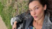 Bella Hadid met haar hond.