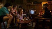 scene uit stranger things in de woonkamer