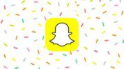 Foto van Snapchat-logo met een confetti achtergrond.