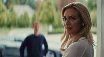 Still uit The Beast in Me.