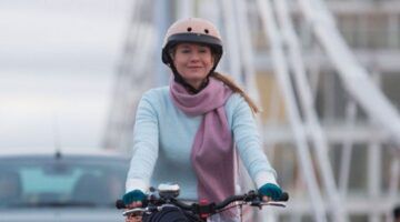 Bridget Jones op fiets