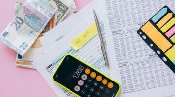 Te laat met je belastingaangifte? Dit zijn de gevolgen (en hoe erg het echt is)