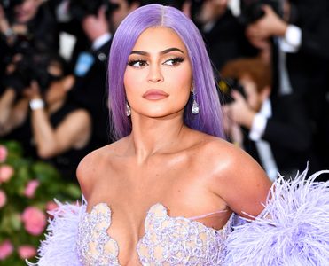Illustratie voor: OMG! Je gelooft nooit wat het vermogen van deze celebs is