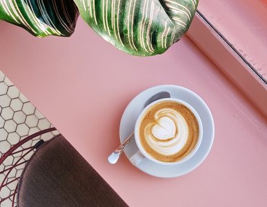 Illustratie voor: Uit onderzoek blijkt dat koffiedrinkers langer leven