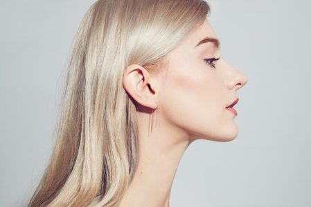 Illustratie voor: Deze piercing helpt je van migraine af