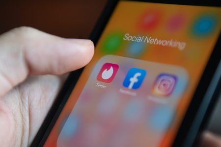 Illustratie voor: Yay! Binnenkort kan je via Tinder videobellen