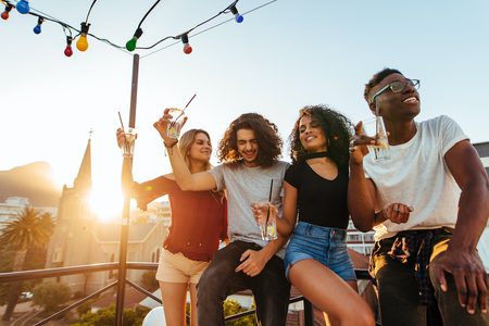 Illustratie voor: Zomer in je bol? Zet deze Amsterdamse dakterrassen op jouw bucketlist
