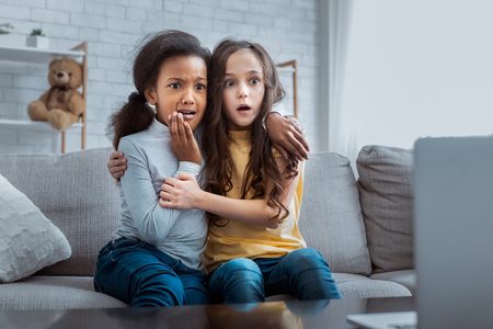Illustratie voor: Dit zijn 5 jeugdtrauma’s van de televisie programma’s uit je kindertijd