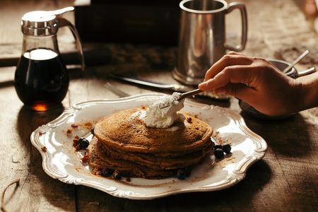 Illustratie voor: Recept: Banaan-ei pannenkoeken super simpel en healthy