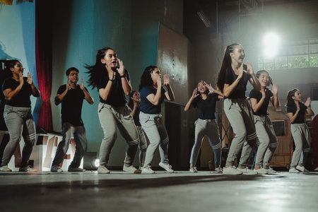 Illustratie voor: Let’s dance! 6x de leukste dans work-out video’s voor thuis