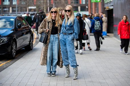 Illustratie voor: Veel mensen walgen ervan maar deze outfit is weer helemaal on trend