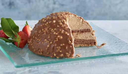 Illustratie voor: Wow: ALDI verkoopt nu dit gigantische ‘Ferrero Rocher’ dessert