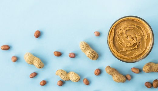 Illustratie voor: Je kan je brood nu beleggen met M&M en Snickers pindakaas