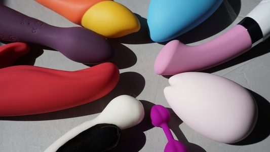 Illustratie voor: De fases waar je doorheen gaat als je voor het eerst een vibrator gebruikt