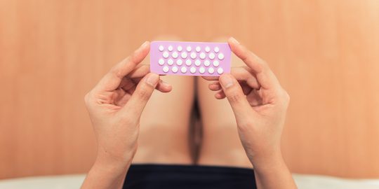 Illustratie voor: Heftig verhaal: ‘Ik ging bijna dood door de pil’