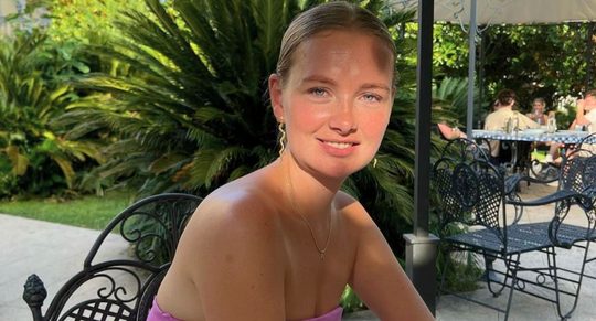 Illustratie voor: In het verband: Maxime Meiland deelt nieuwe cosmetische ingreep