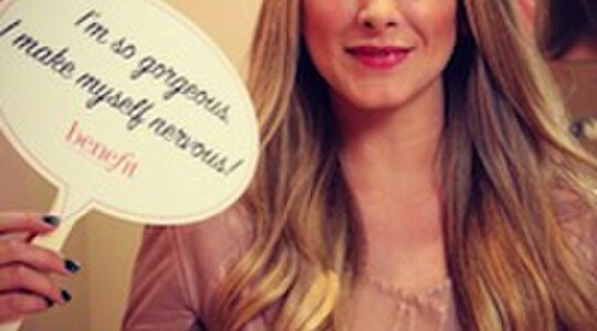 Illustratie voor: We love: Lo Bosworth op YouTube