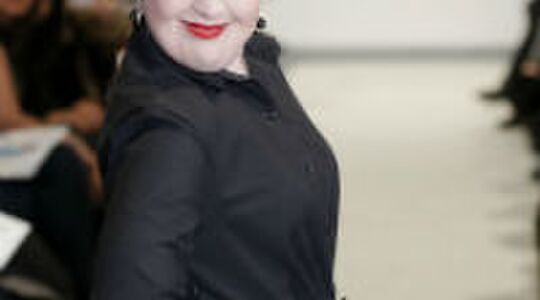 Illustratie voor: Eerste model met Downsyndroom loopt show tijdens Fashion Week
