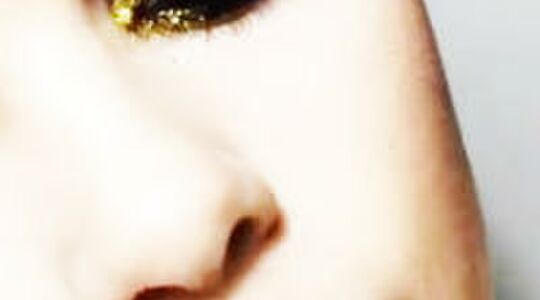 Illustratie voor: 13x fabulous make-up voor Oud en Nieuw