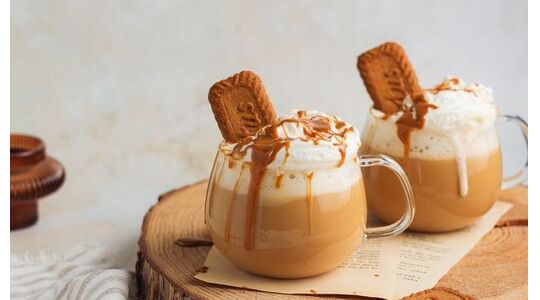 lotus-biscoff-hot-chocolate