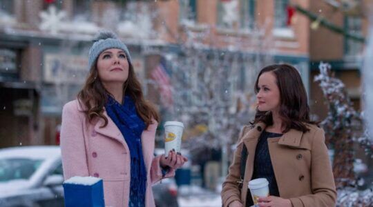 Lorelai en Rory in de sneeuw in Gilmore Girls.