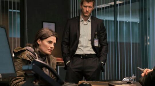 Een still uit de serie Absentia op Netflix.