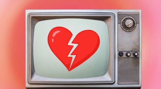 Televisiescherm met een gebroken hart erin.