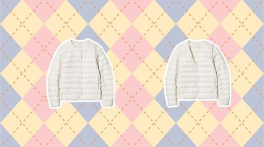 De jas van de Uniqlo.