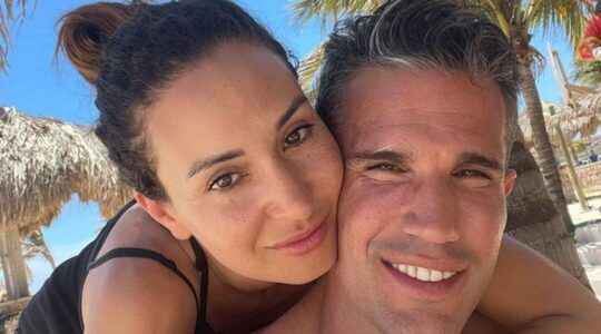 Bouchra en Robin van Persie in Aruba.
