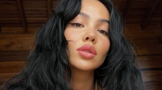 Amanda Khamkaew Gidekull selfie