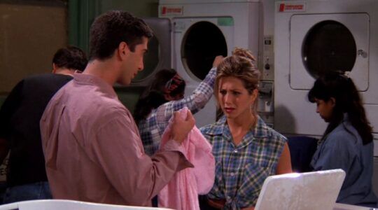 Ross en Rachel in de wasserette.