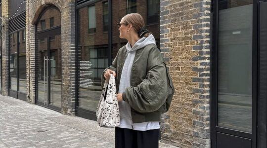 Vrouw op straat.
