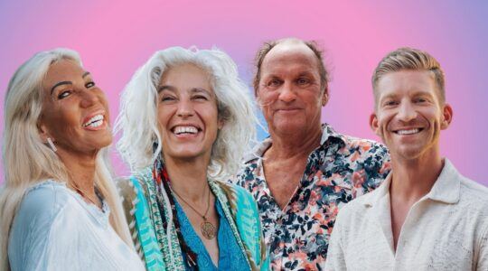 Caroline, Nisha Tara, Fred en Thomas in B&B Vol Liefde.