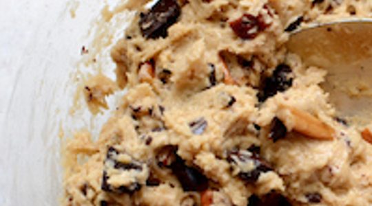 Illustratie voor: Dit is hét recept voor Ben & Jerry’s cookie dough ijs